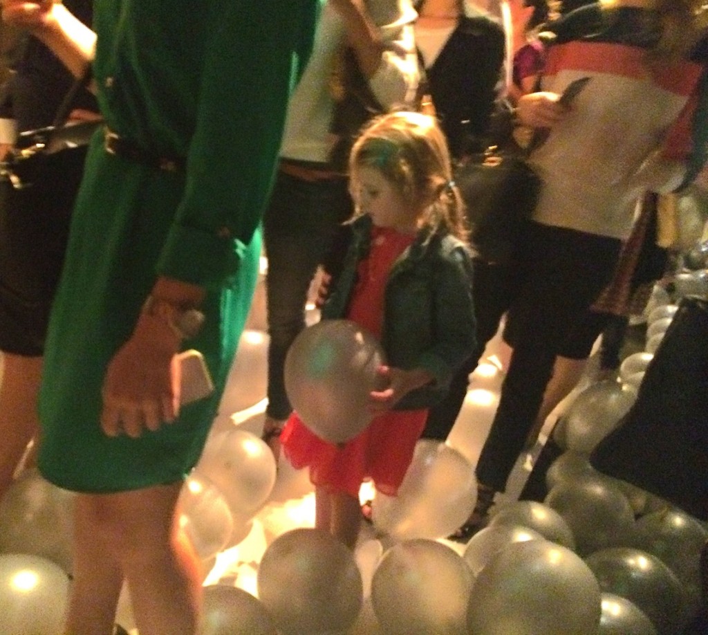 Little-Girl-NYFW-Balloons